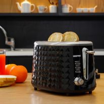 Geepas 850W 2 Slice Bread Toaster -  Adjustable 7 Browning Control 2 Slice Pop-Up Toaster with Removable Crumb Collection Tray, Self-Centering | Cancel, Defrost & Reheat | Perfect Sandwiches, Toast & More